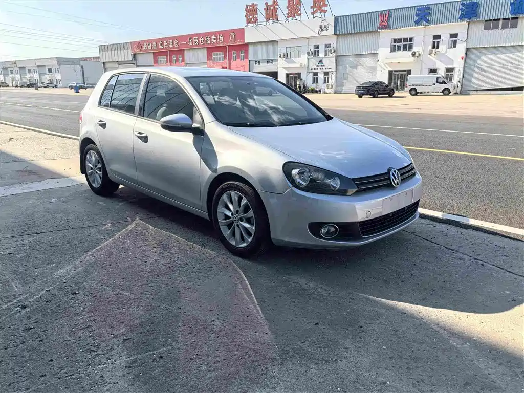 Volkswagen Golf — миниатюра 3