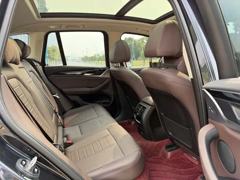 BMW X3 — миниатюра 19
