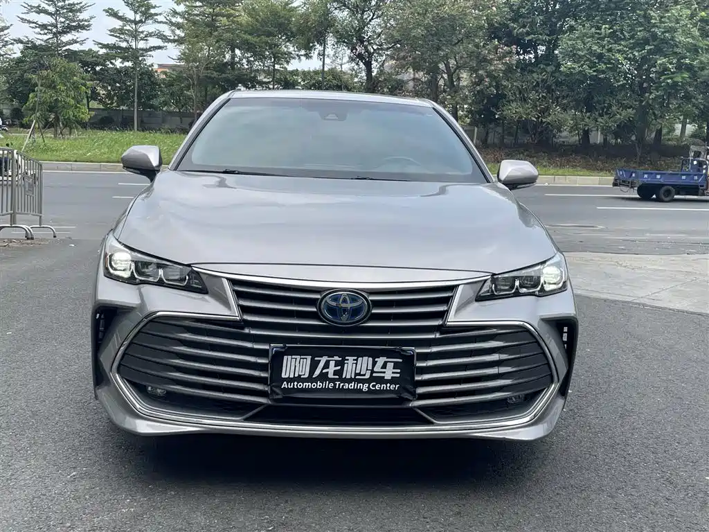 Toyota Avalon — миниатюра 2