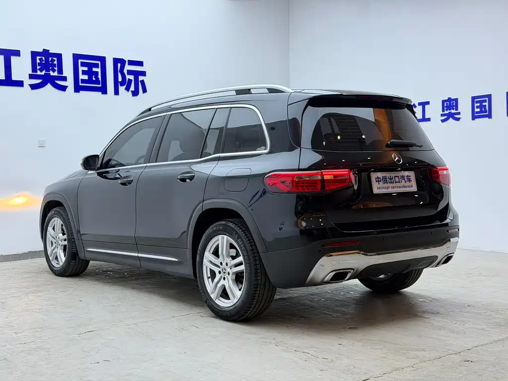 Mercedes-Benz GLB — миниатюра 23
