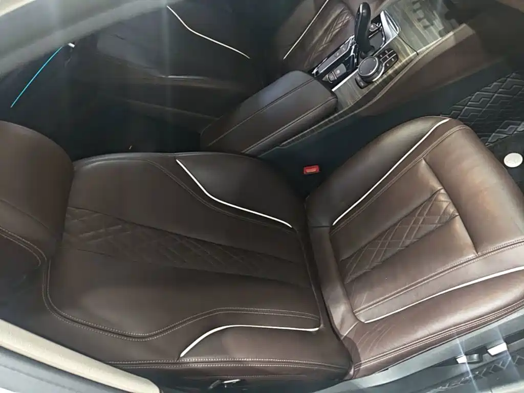 BMW 5 Series New Energy — миниатюра 25