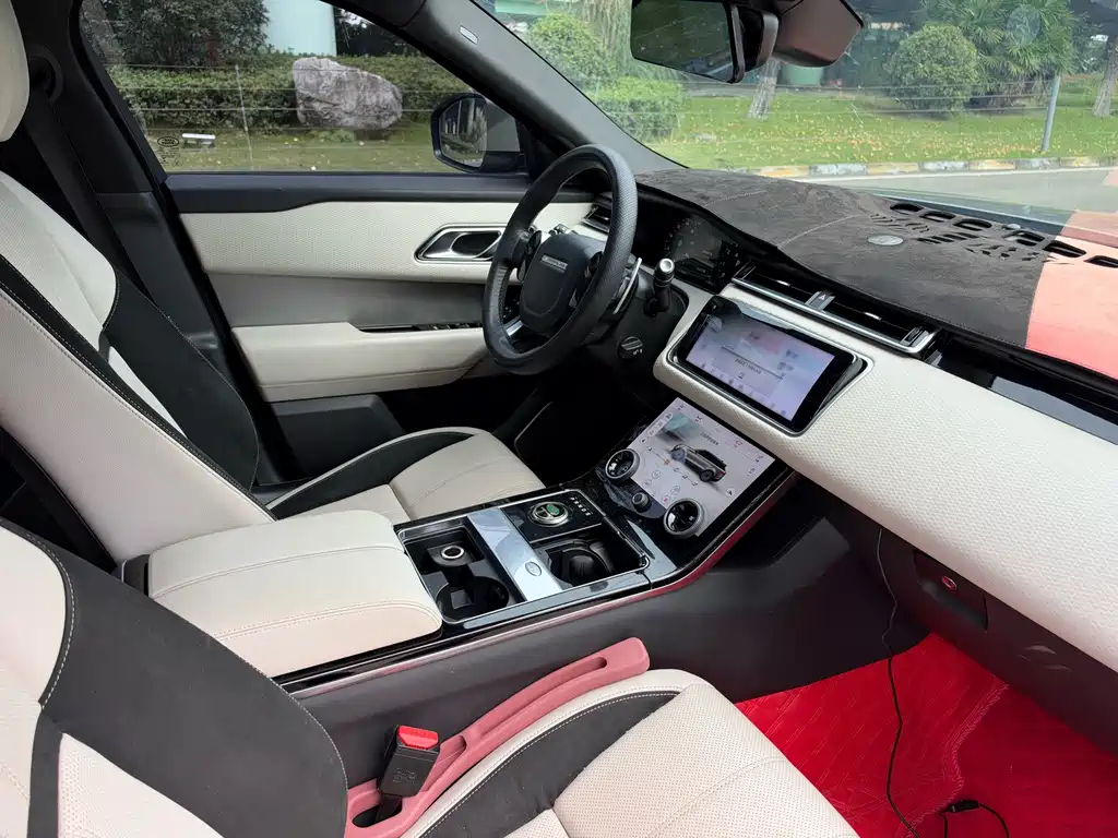 Land Rover Velar — миниатюра 7