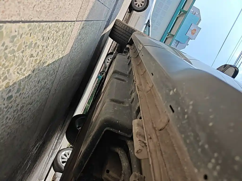 BYD PLUS New Energy — миниатюра 21