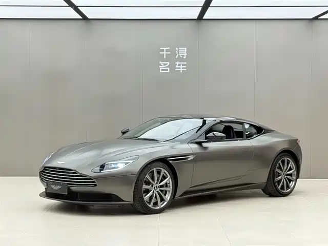 Aston Martin DB 11 2019 4.0 T V 8 Coupe — фото 1