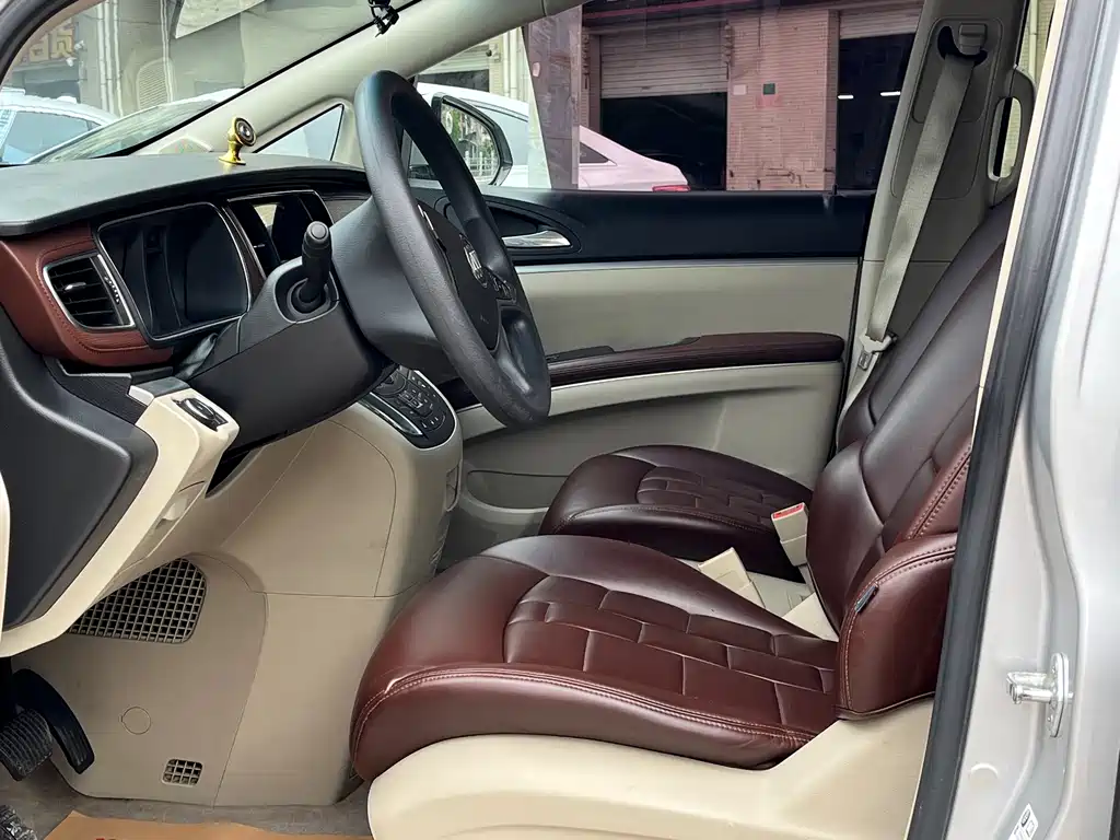 Buick GL8 2018 28T Comfort VI