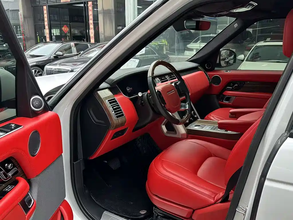 LAND ROVER RANGE ROVER