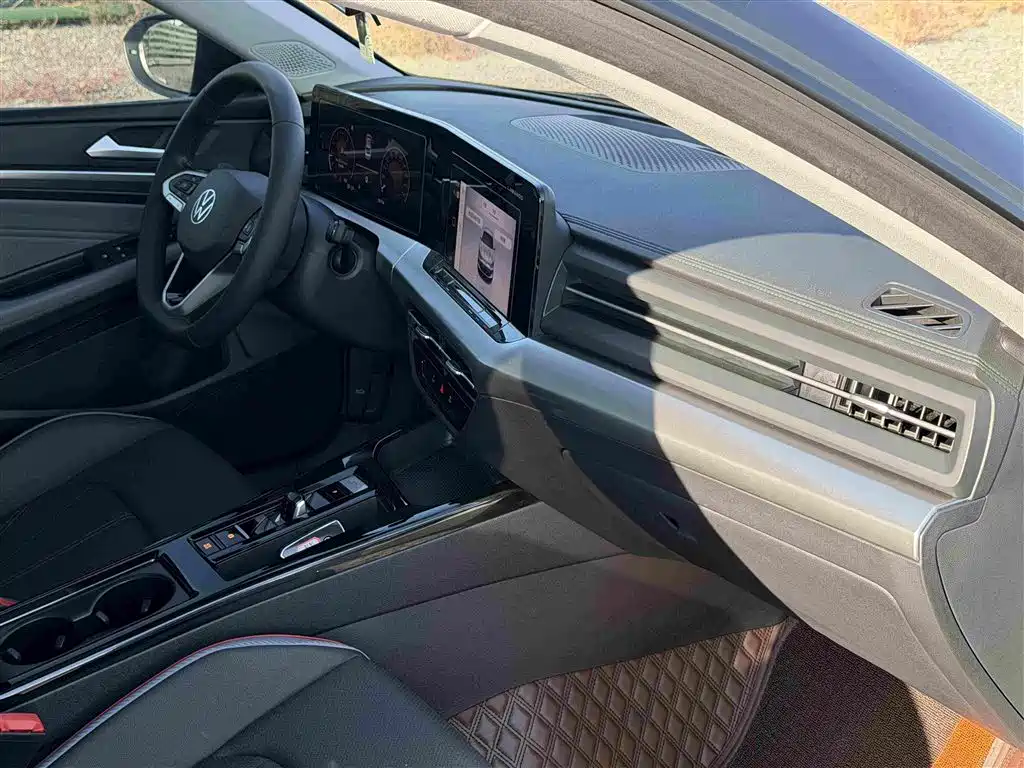 Volkswagen Lamando — миниатюра 12