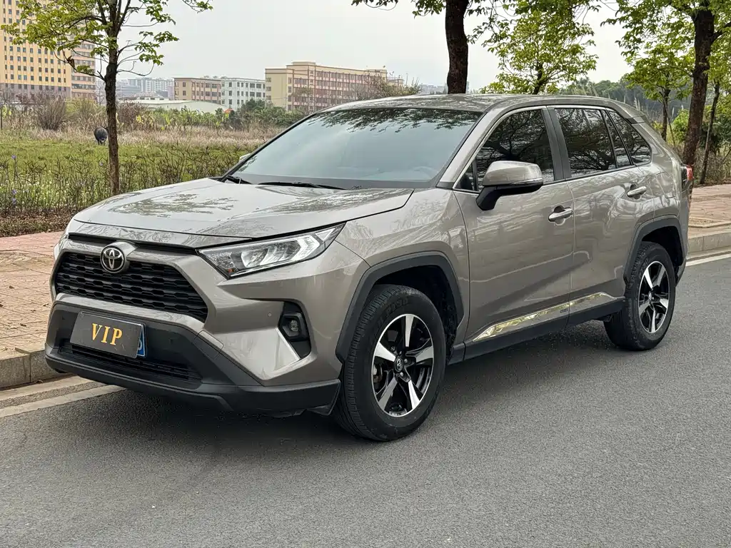 TOYOTA RAV4 RONGFANG