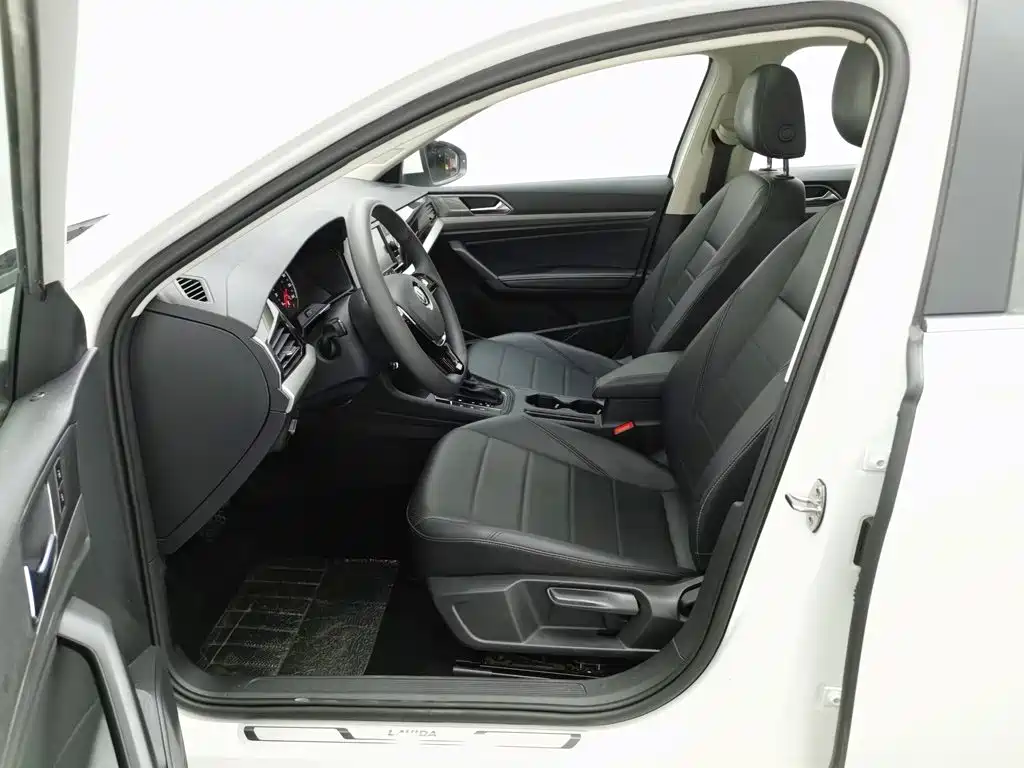 Volkswagen Lavida — миниатюра 10