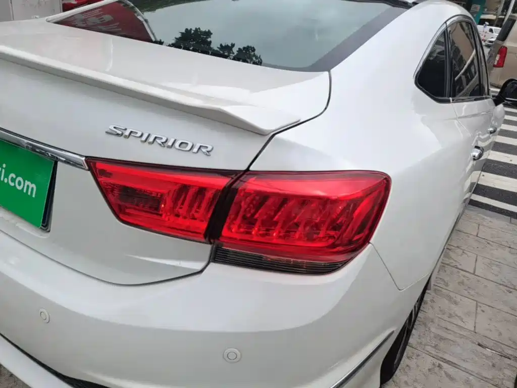 Honda Spirior — миниатюра 8