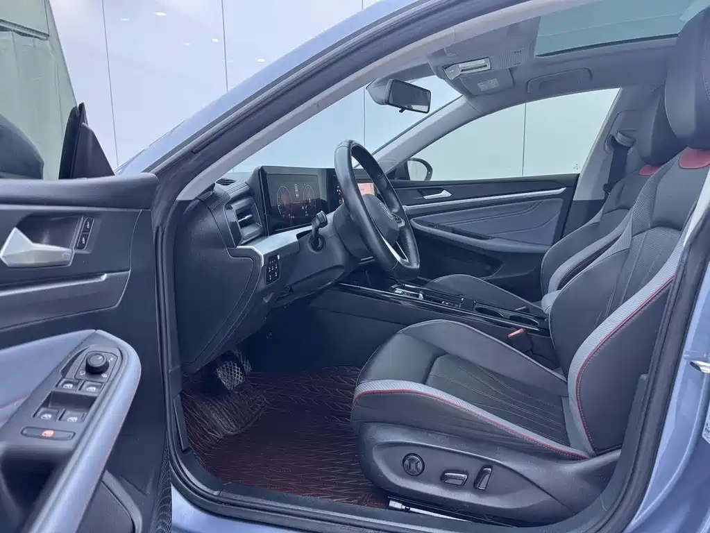Volkswagen Lamando — миниатюра 8
