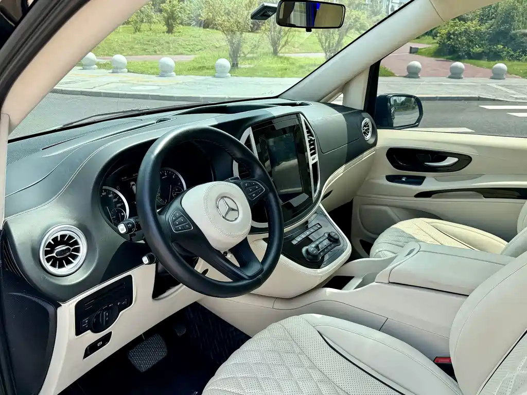 Mercedes-Benz Vito — миниатюра 10