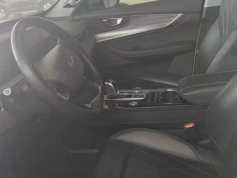 Chery Tiggo 8 PLUS Kunpeng e+ — миниатюра 5