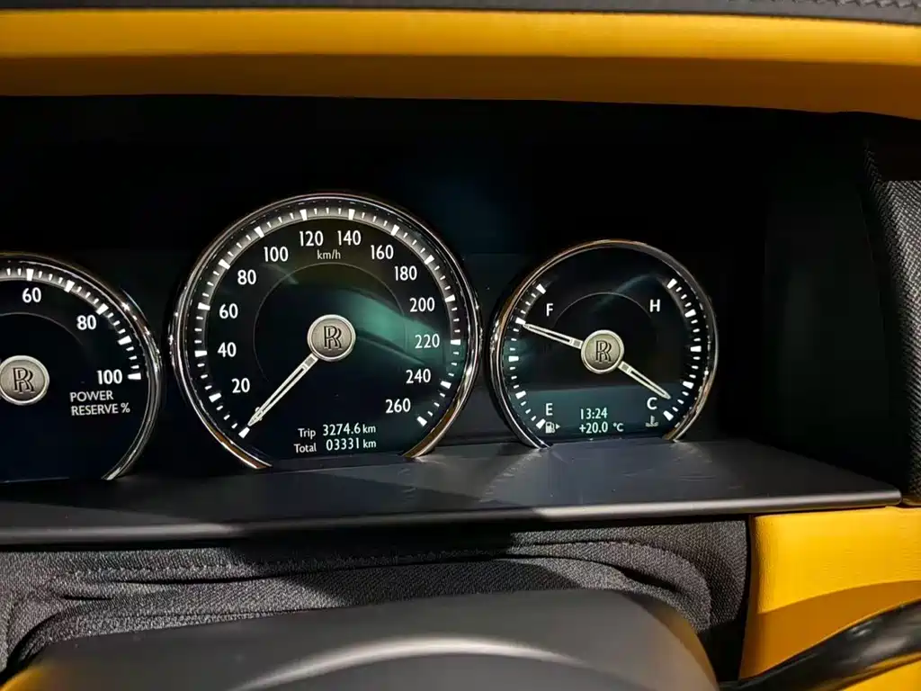 Rolls-Royce Cullinan — миниатюра 12