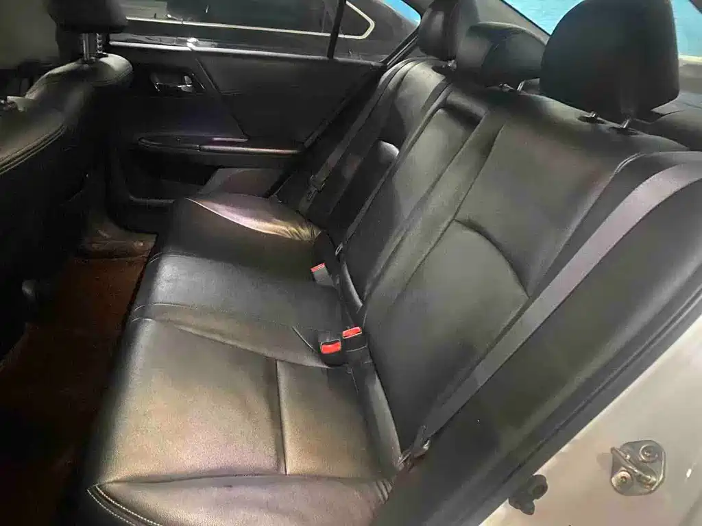 Honda Accord — миниатюра 6