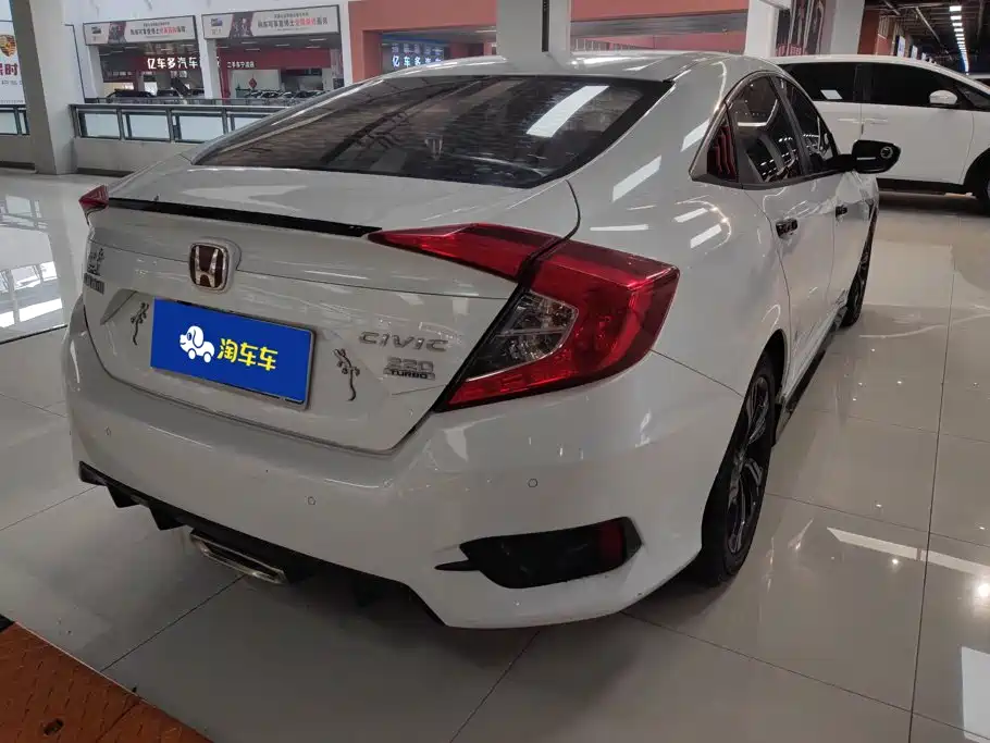Honda Civic — миниатюра 3