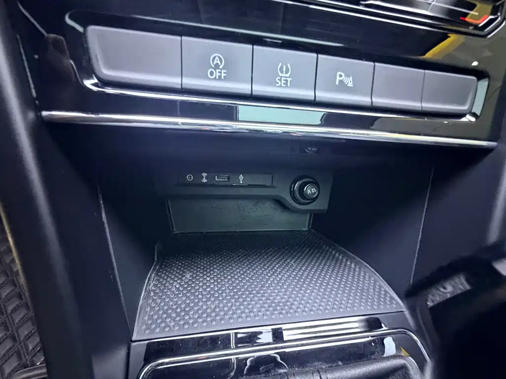 Volkswagen Touran — миниатюра 24