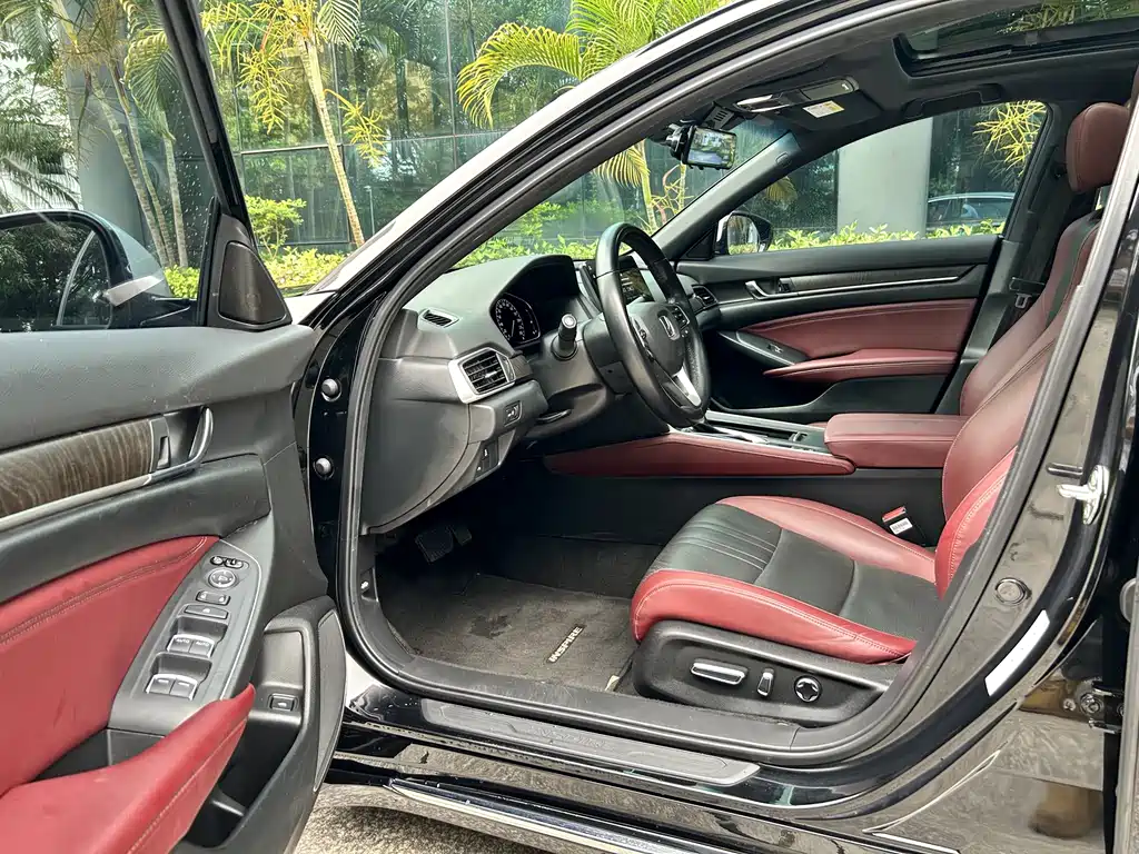 Honda Inspire 2022 260TURBO