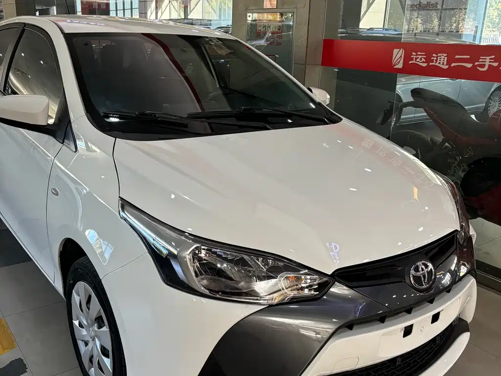 TOYOTA YARIS L ZHIXUAN