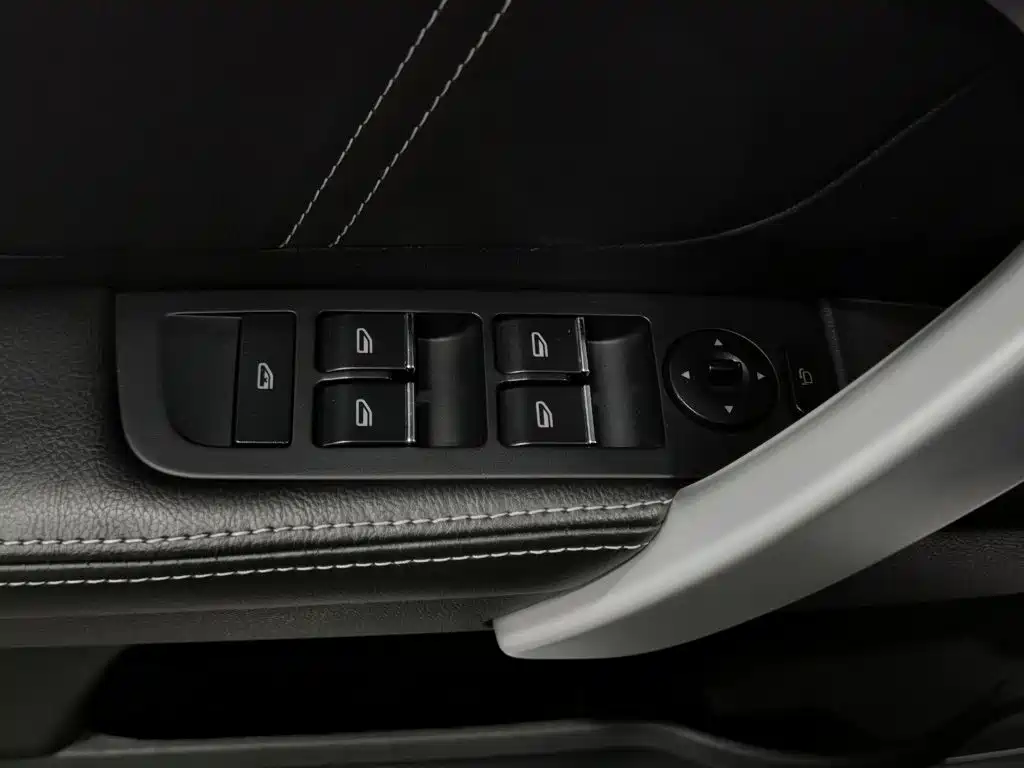 Geely Emgrand — миниатюра 9