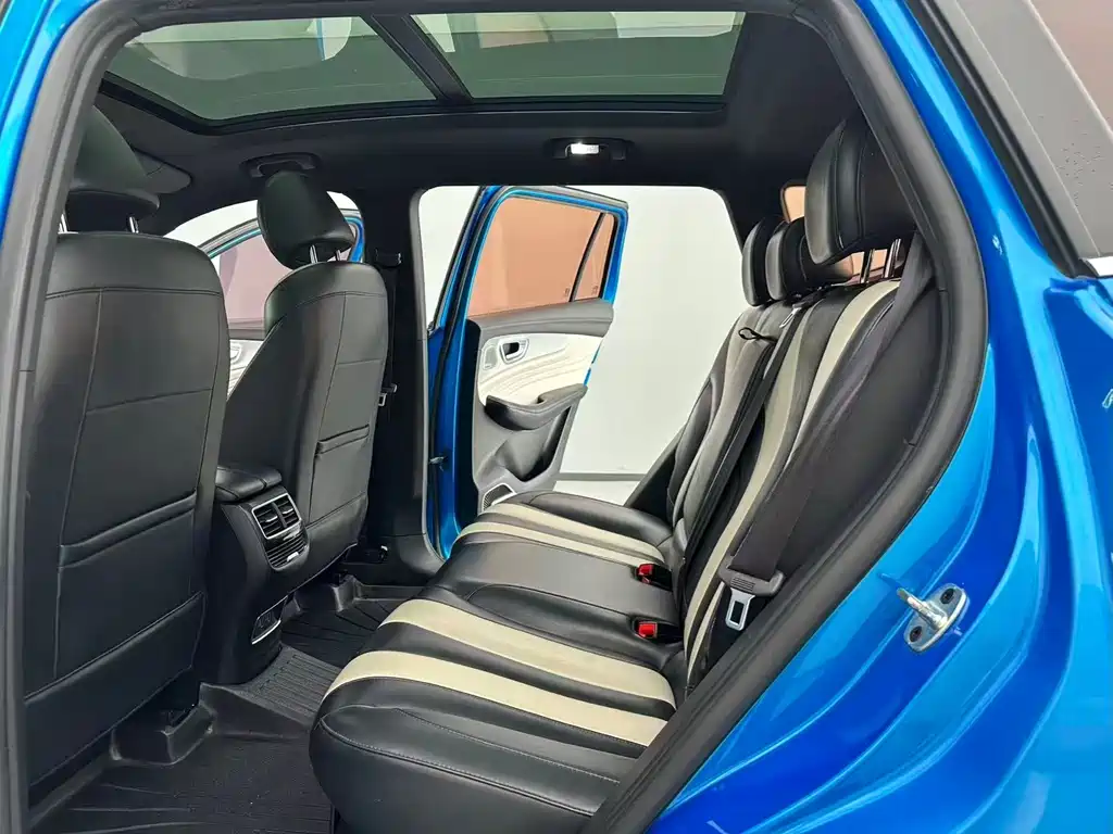 Roewe RX5 MAX — миниатюра 6