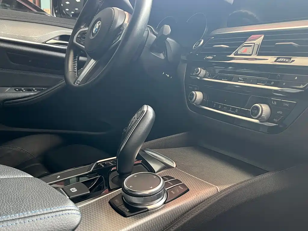 BMW 5 Series 5 2018 525i M Sport