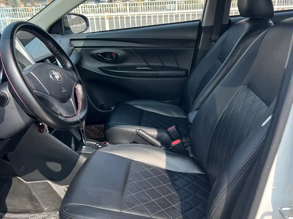 TOYOTA YARIS L ZHIXUAN