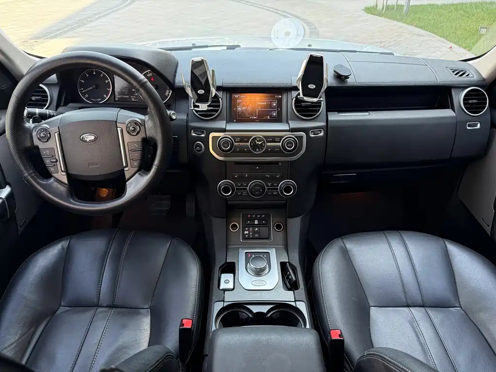 Land Rover Discovery — миниатюра 9