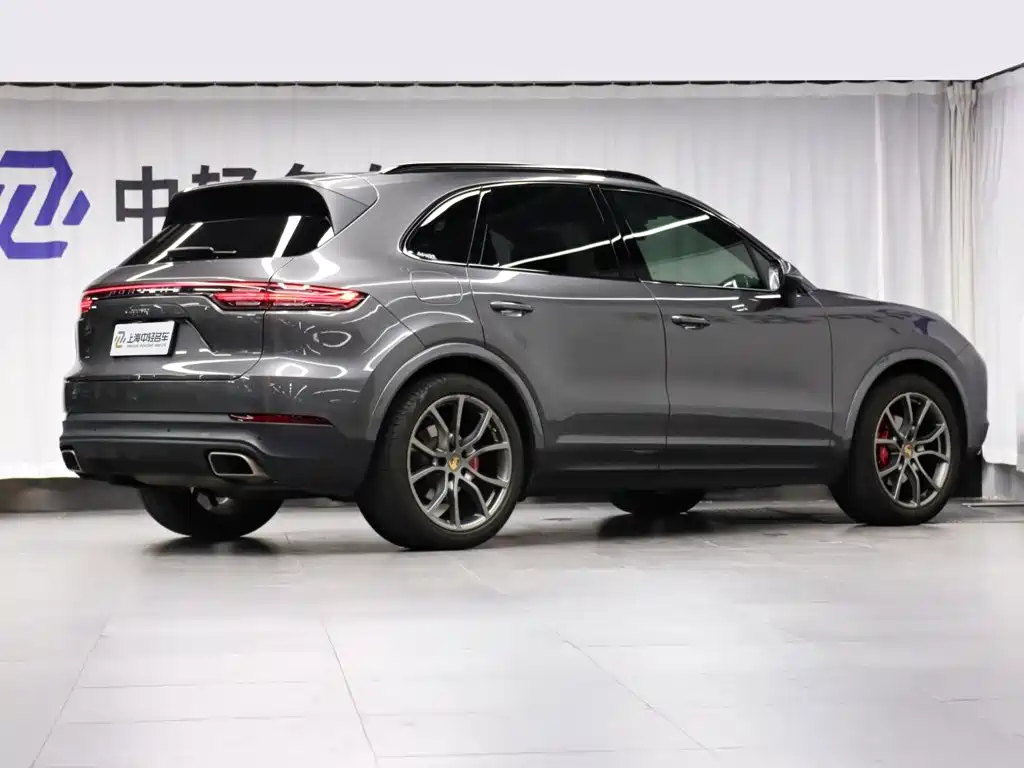 Porsche Cayenne — миниатюра 3