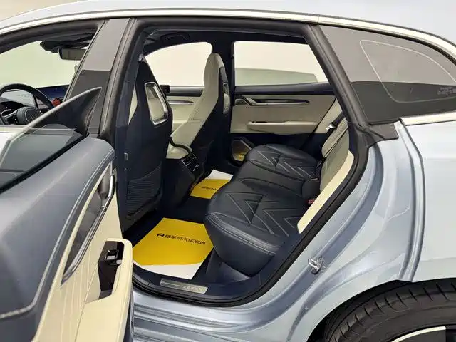 ZEEKR EXTREME KRYPTON 001