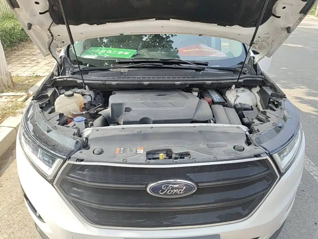 Ford Edge — миниатюра 20