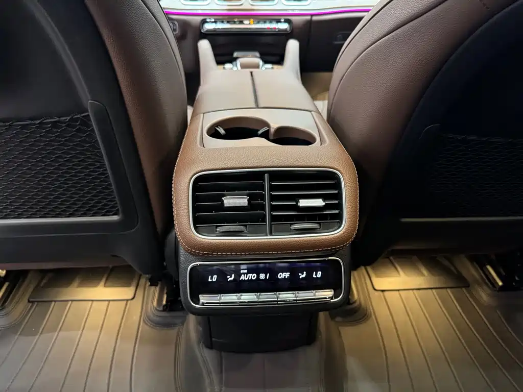Mercedes-Benz GLE (Import) — миниатюра 13
