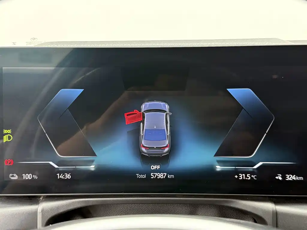 BMW i3 — миниатюра 8