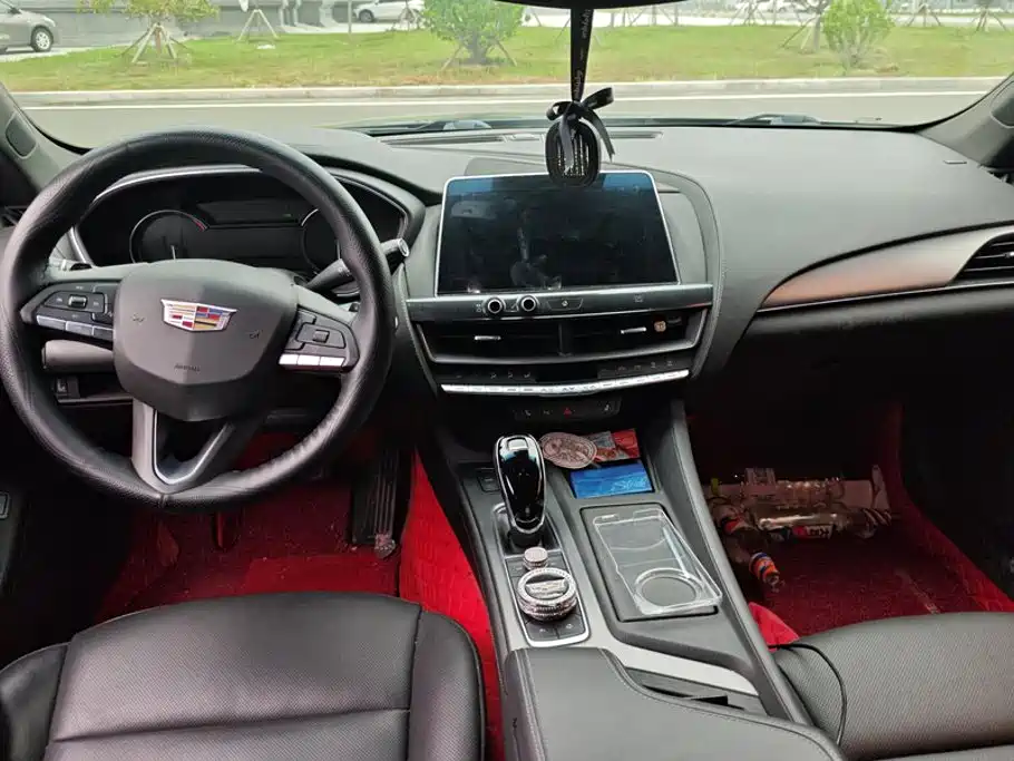 Cadillac CT5 — миниатюра 12