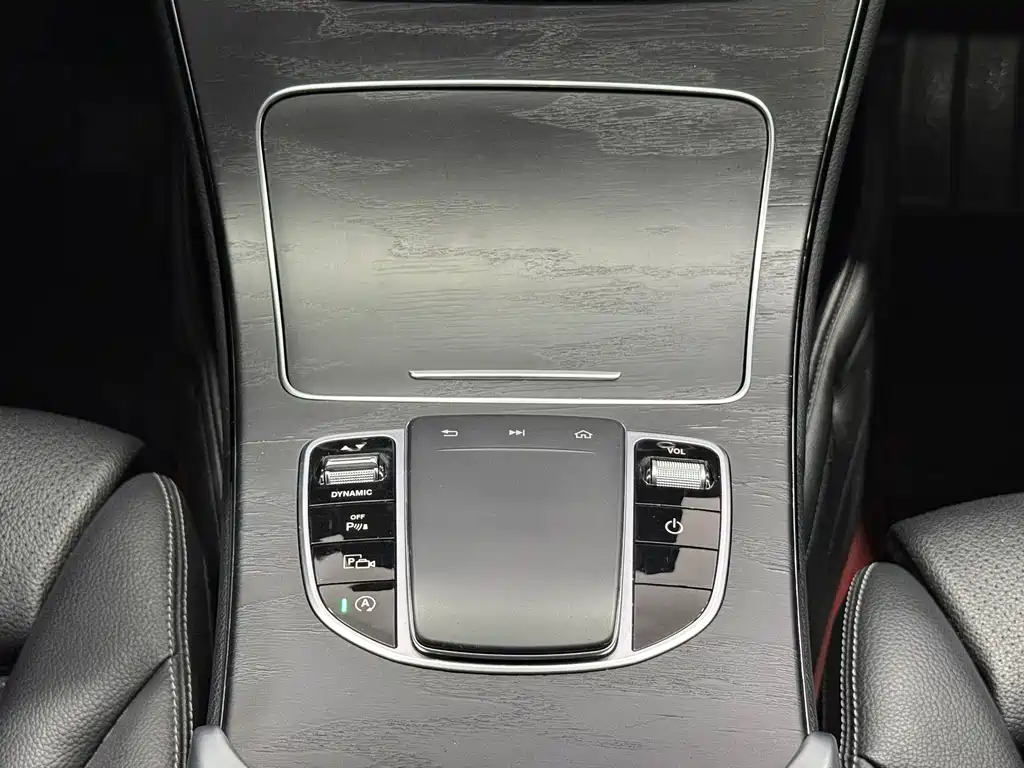 Mercedes-Benz C-Class — миниатюра 20