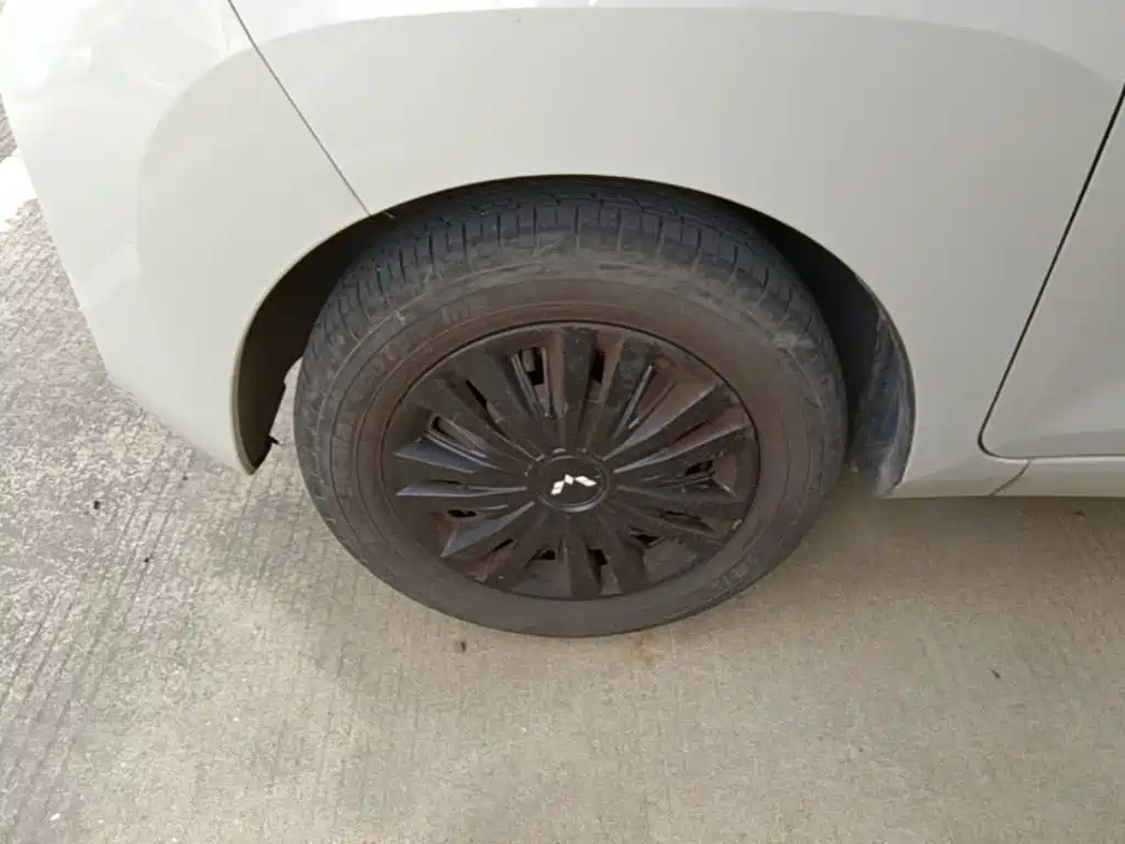 Wuling MINIEV — миниатюра 23