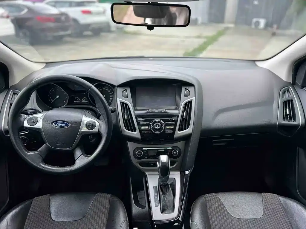 Ford Focus — миниатюра 7