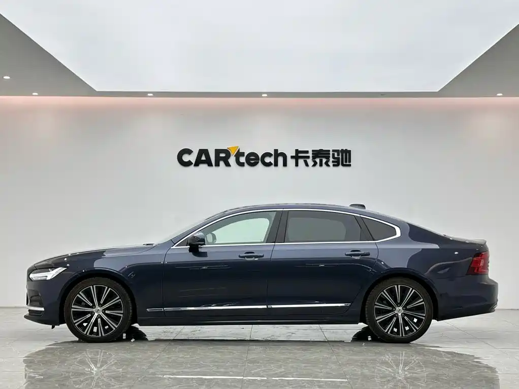 Volvo S90 — миниатюра 2