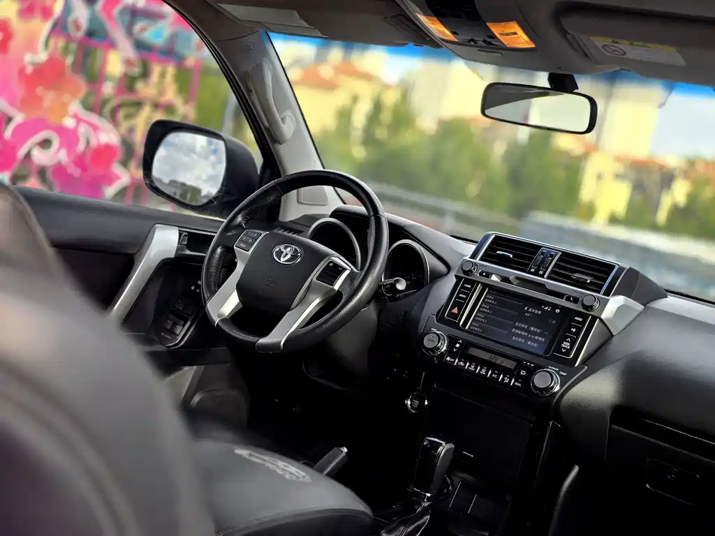 Toyota Prado — миниатюра 11