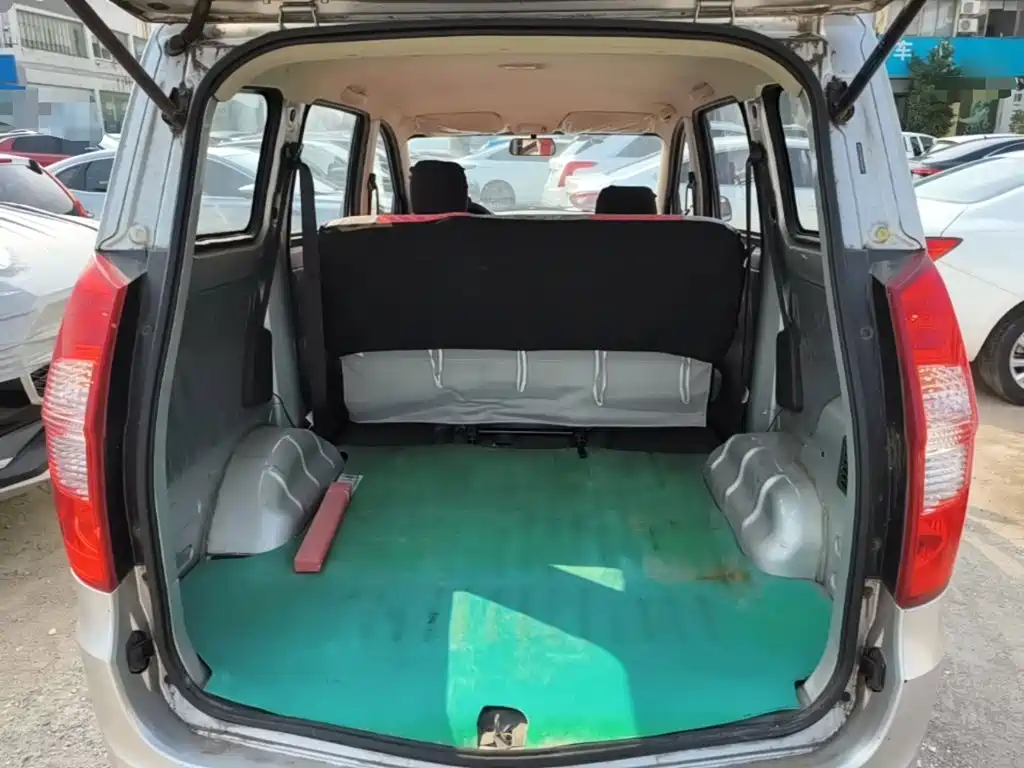 Wuling Hongguang — миниатюра 19