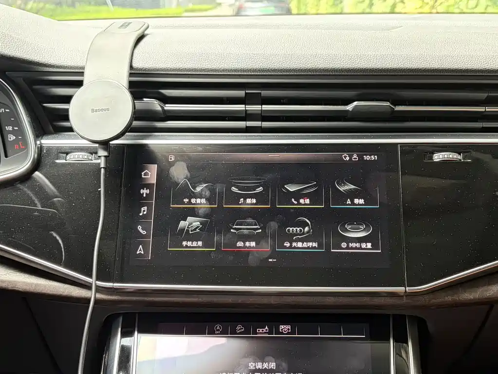 Audi Q7 — миниатюра 15