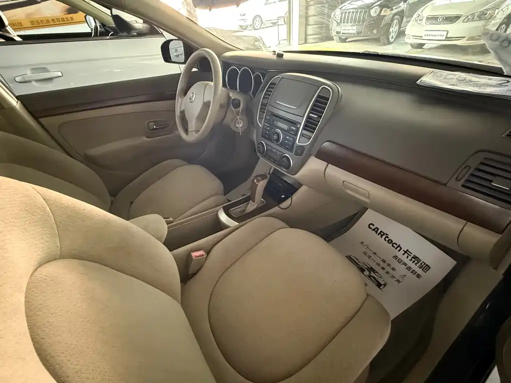 Nissan Sylphy — миниатюра 7