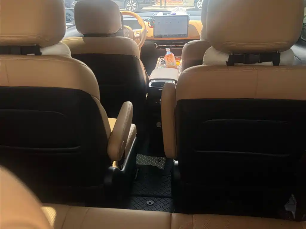 Wuling 730 2025 125km Luxury