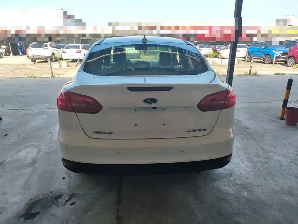 Ford Focus — миниатюра 6