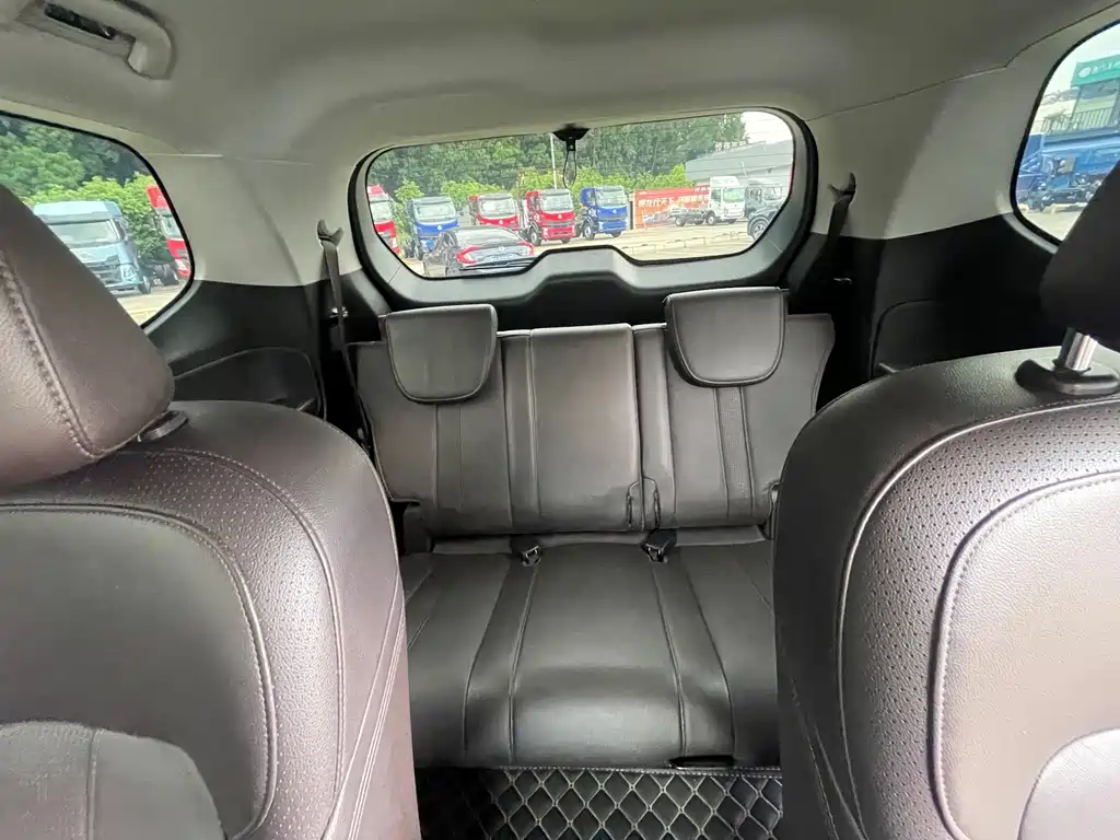 GAC M6 2019 270T AT Luxury ( мест) V