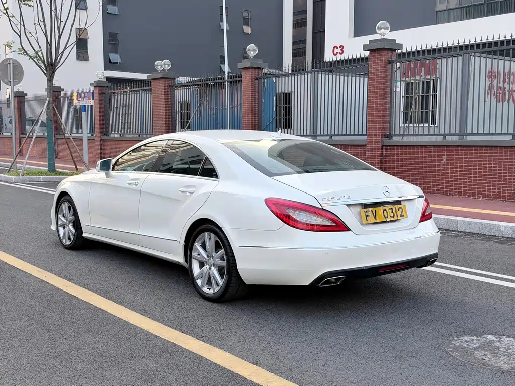Mercedes-Benz CLS — миниатюра 6
