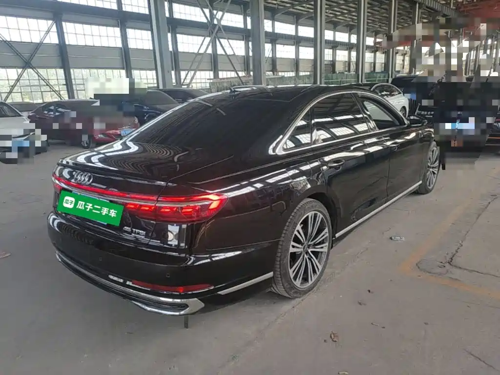 Audi A8 — миниатюра 7
