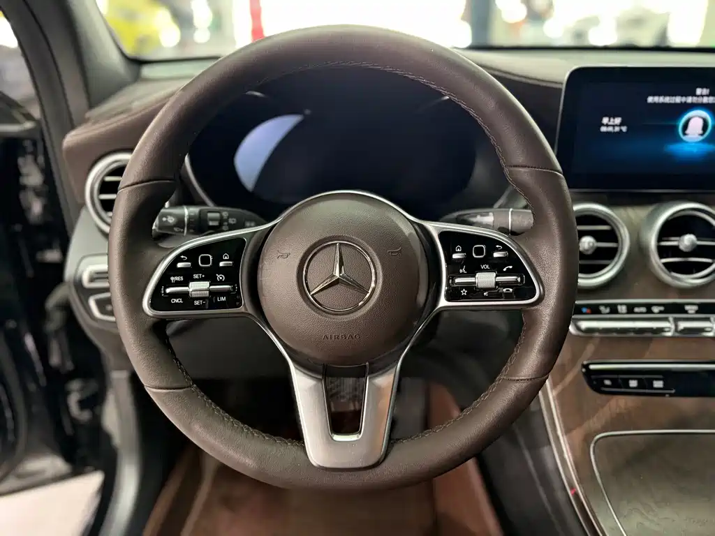 Mercedes-Benz GLC 2020 GLC 260 L 4MATIC Luxury