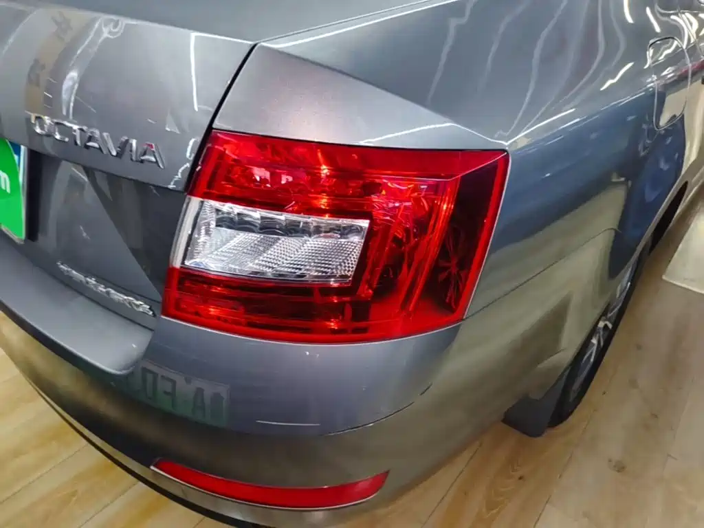 Skoda Octavia — миниатюра 8
