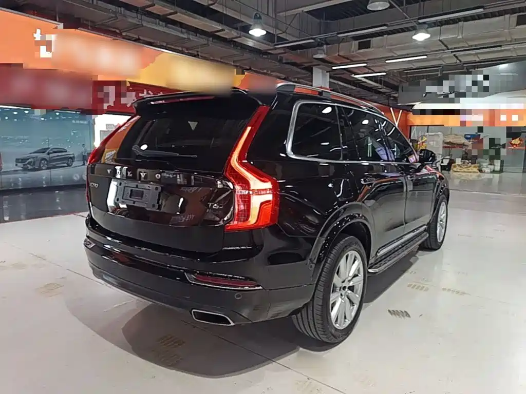 Volvo XC90 — миниатюра 7